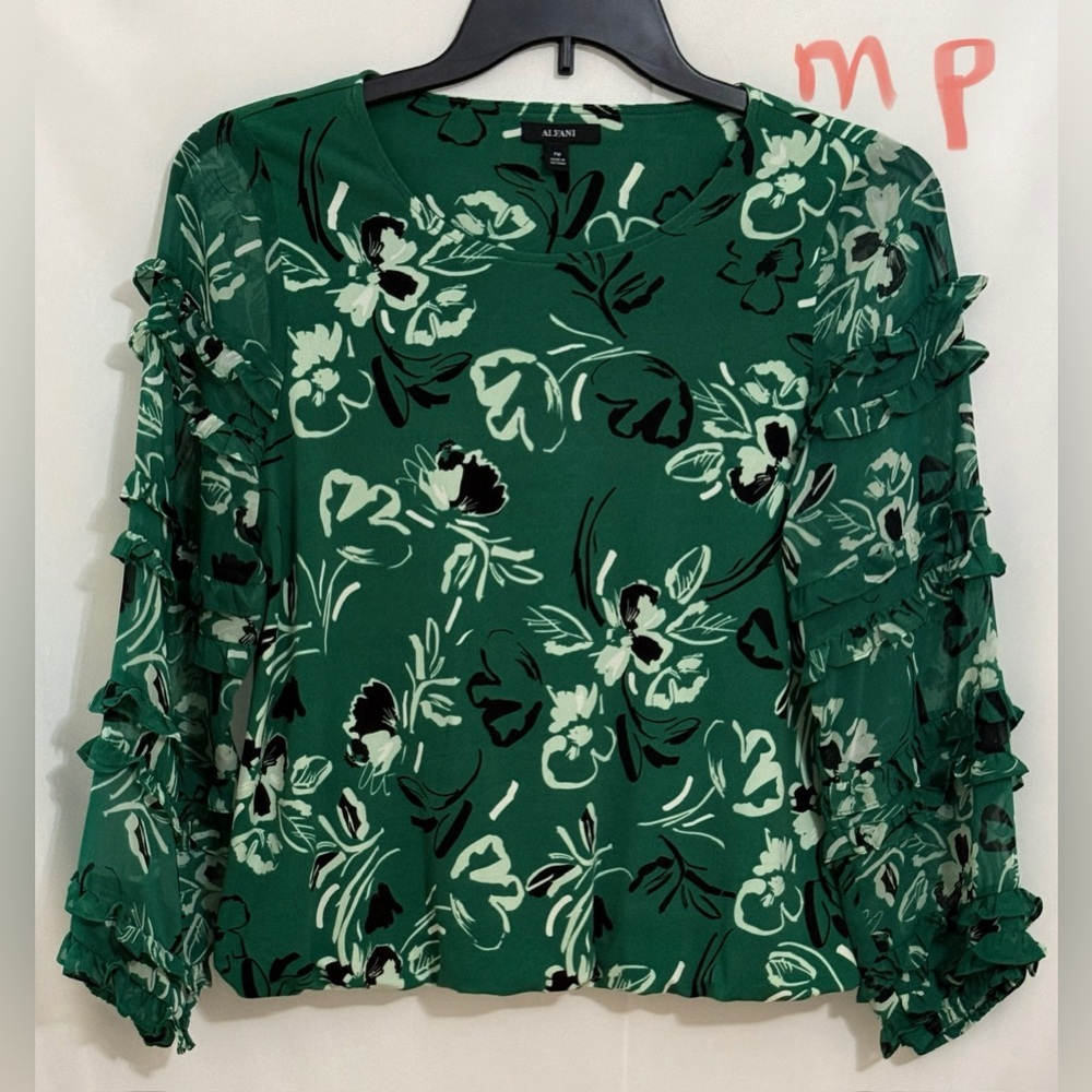 Alfani Ruffled Green 3/4 Sleeve Blouse